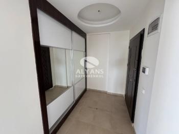 ALYANS'TAN MERKEZİ KONUMDA BAĞIMSIZ MUTFAK SİTE İÇİ GENİŞ 3+1