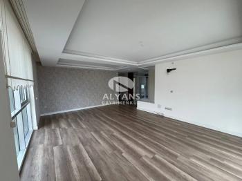 ALYANS'TAN LÜKS SİTE'DE AQUAPARKLI KUSURSUZ İŞÇİLİKLİ GENİŞ 4+1