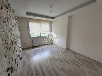 ALYANS'TAN LÜKS SİTE'DE AQUAPARKLI KUSURSUZ İŞÇİLİKLİ GENİŞ 4+1