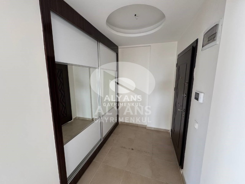 ALYANS'TAN MERKEZİ KONUMDA BAĞIMSIZ MUTFAK SİTE İÇİ GENİŞ 3+1