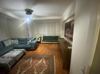 ALTINTEPE'DE MÜKEMMEL KONUMDA 2+1 EŞYALI KİRALIK FIRSAT DAİRE