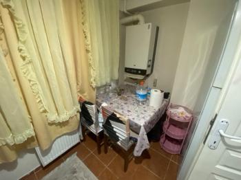 ALTINTEPE'DE MÜKEMMEL KONUMDA 2+1 EŞYALI KİRALIK FIRSAT DAİRE