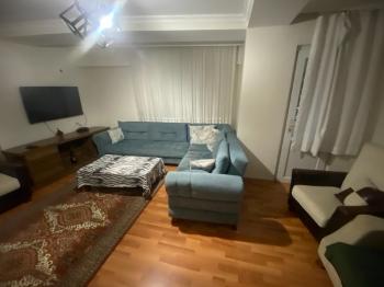 ALTINTEPE'DE MÜKEMMEL KONUMDA 2+1 EŞYALI KİRALIK FIRSAT DAİRE