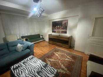 ALTINTEPE'DE MÜKEMMEL KONUMDA 2+1 EŞYALI KİRALIK FIRSAT DAİRE