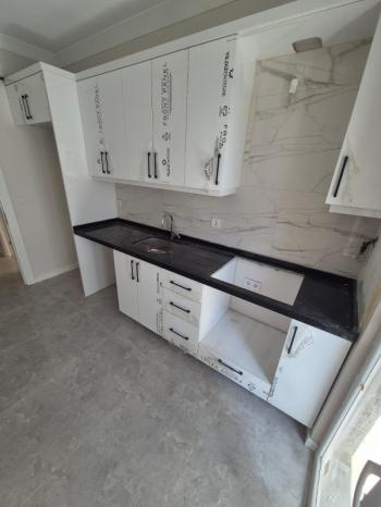 KARTAL ESENTEPE MAHALLESİ'NDE 2+1 SATILIK DAİRE (TR/ENG)