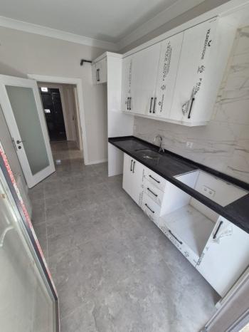 KARTAL ESENTEPE MAHALLESİ'NDE 2+1 SATILIK DAİRE (TR/ENG)
