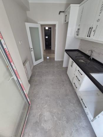 KARTAL ESENTEPE MAHALLESİ'NDE 2+1 SATILIK DAİRE (TR/ENG)