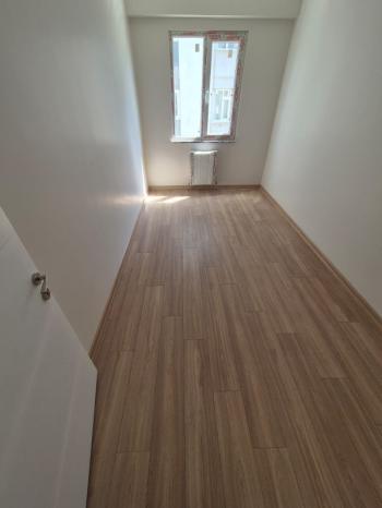 KARTAL ESENTEPE MAHALLESİ'NDE 2+1 SATILIK DAİRE (TR/ENG)