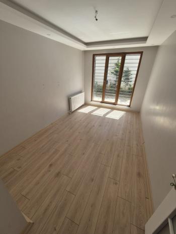 ÇEKMEKÖY MERKEZ MAH. SAFRANBOLU EVLERİ'NDE 2+1 SATILIK DAİRE