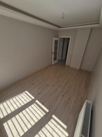 ÇEKMEKÖY MERKEZ MAH. SAFRANBOLU EVLERİ'NDE 2+1 SATILIK DAİRE