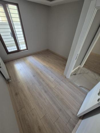 ÇEKMEKÖY MERKEZ MAH. SAFRANBOLU EVLERİ'NDE 2+1 SATILIK DAİRE
