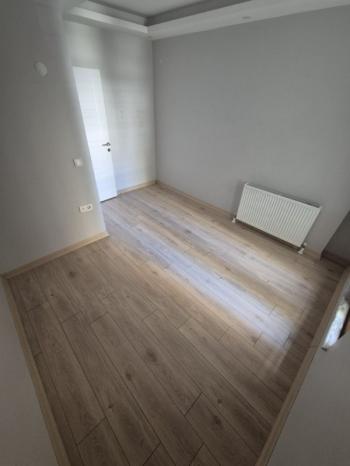 ÇEKMEKÖY MERKEZ MAH. SAFRANBOLU EVLERİ'NDE 2+1 SATILIK DAİRE