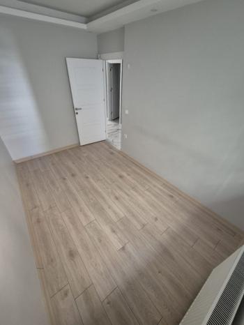 ÇEKMEKÖY MERKEZ MAH. SAFRANBOLU EVLERİ'NDE 2+1 SATILIK DAİRE