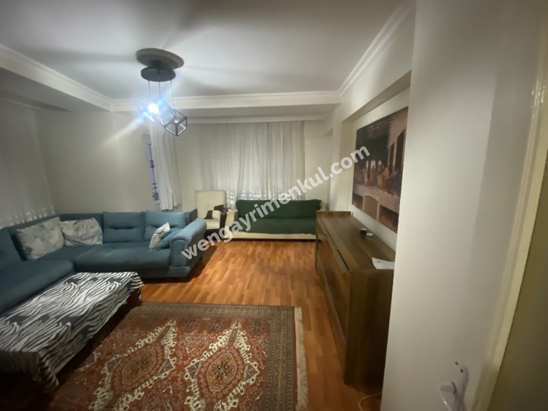 ALTINTEPE'DE MÜKEMMEL KONUMDA 2+1 EŞYALI KİRALIK FIRSAT DAİRE