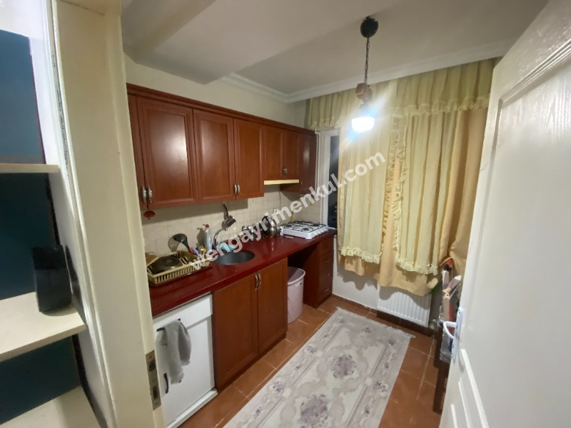 ALTINTEPE'DE MÜKEMMEL KONUMDA 2+1 EŞYALI KİRALIK FIRSAT DAİRE
