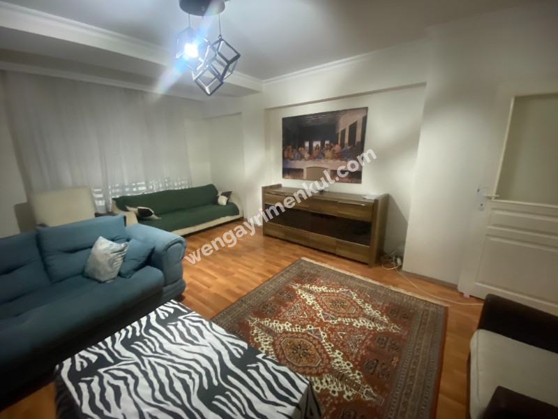 ALTINTEPE'DE MÜKEMMEL KONUMDA 2+1 EŞYALI KİRALIK FIRSAT DAİRE