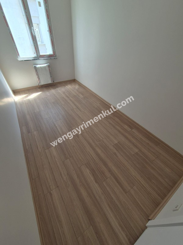 KARTAL ESENTEPE MAHALLESİ'NDE 2+1 SATILIK DAİRE (TR/ENG)