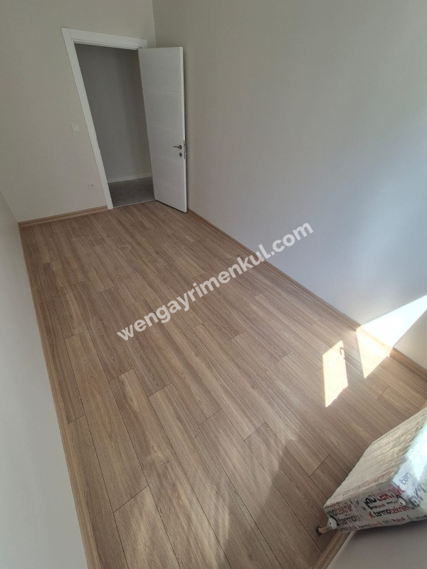 KARTAL ESENTEPE MAHALLESİ'NDE 2+1 SATILIK DAİRE (TR/ENG)