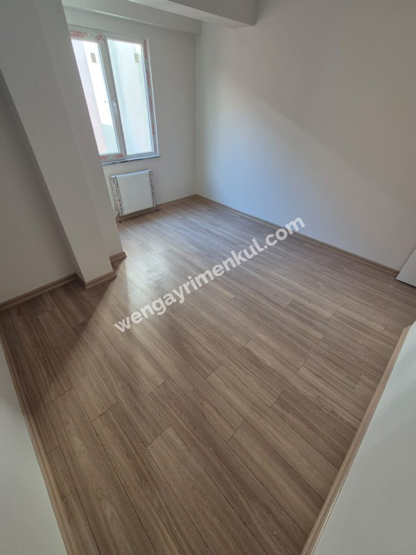 KARTAL ESENTEPE MAHALLESİ'NDE 2+1 SATILIK DAİRE (TR/ENG)