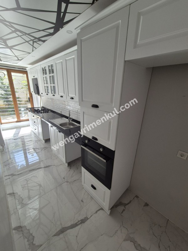 ÇEKMEKÖY MERKEZ MAH. SAFRANBOLU EVLERİ'NDE 2+1 SATILIK DAİRE