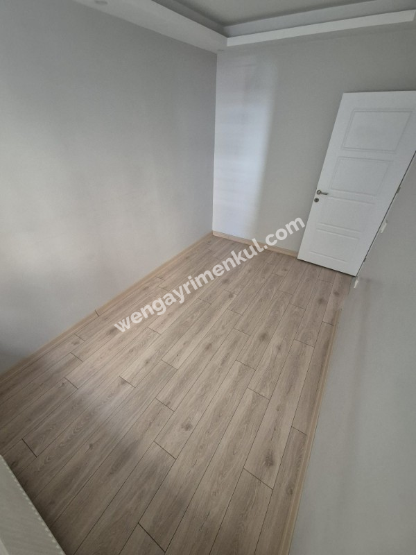 ÇEKMEKÖY MERKEZ MAH. SAFRANBOLU EVLERİ'NDE 2+1 SATILIK DAİRE