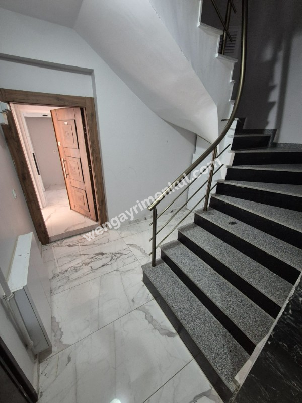 ÇEKMEKÖY MERKEZ MAH. SAFRANBOLU EVLERİ'NDE 2+1 SATILIK DAİRE