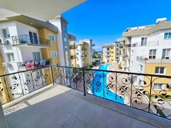 KKTC Girne Alsancak ta Havuzlu Sitede 1+1 Sıfır Çok Özel Daire