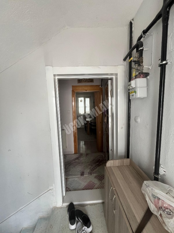 AFYON ÜÇOK EMLAKTAN MAREŞAL F ÇAKMAK MAH SATILIK 3+1 DAİRE