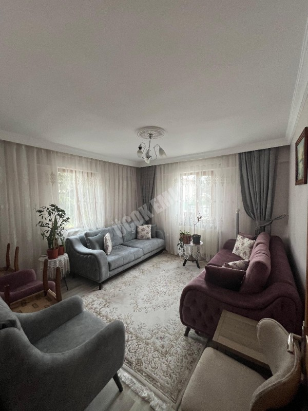 AFYON ÜÇOK EMLAKTAN MAREŞAL F ÇAKMAK MAH SATILIK 3+1 DAİRE