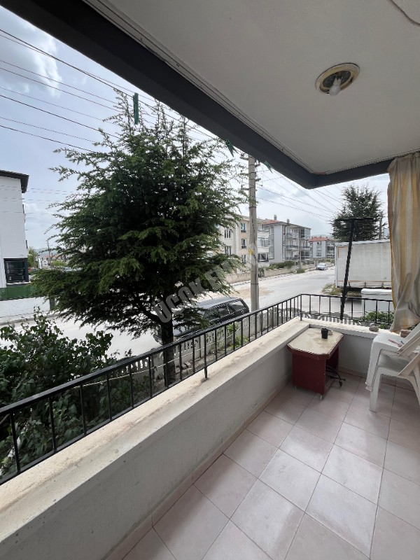 AFYON ÜÇOK EMLAKTAN MAREŞAL F ÇAKMAK MAH SATILIK 3+1 DAİRE