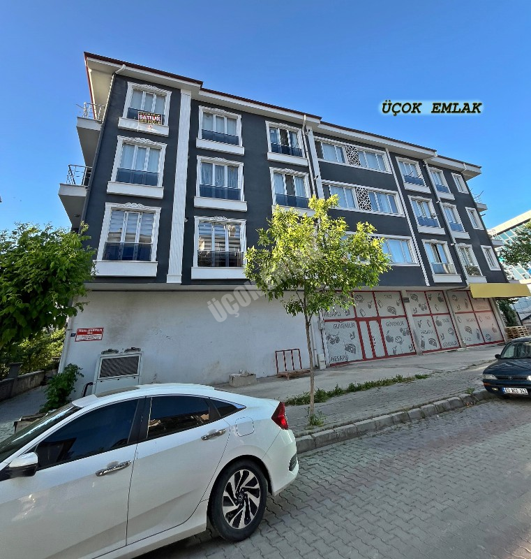 AFYON ÜÇOK EMLAKTAN SIFIR AYARINDA MERKEZDE MARULCU MAH SATILIK EŞYALI 2+0 DAİRE
