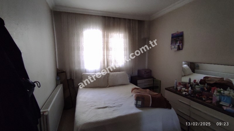 Antre Emlak'tan Satılık Uğur Mumcu Mahallesinde Doğalgazlı  2 Katlı Köşe Müstakil Ev 