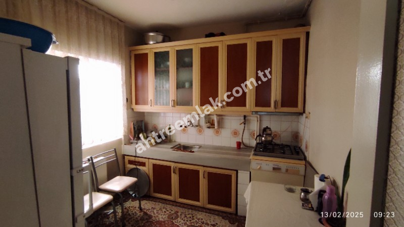 Antre Emlak'tan Satılık Uğur Mumcu Mahallesinde Doğalgazlı  2 Katlı Köşe Müstakil Ev 