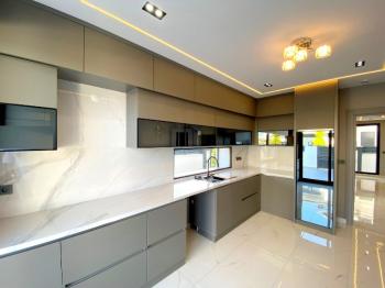 Didim'de Köşebaşı Satılık Tam Müstakil Villa