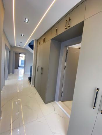 Didim'de Köşebaşı Satılık Tam Müstakil Villa