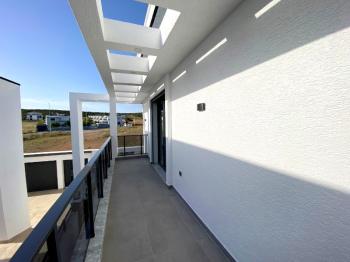 Didim'de Köşebaşı Satılık Tam Müstakil Villa