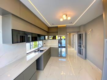 Didim'de Köşebaşı Satılık Tam Müstakil Villa