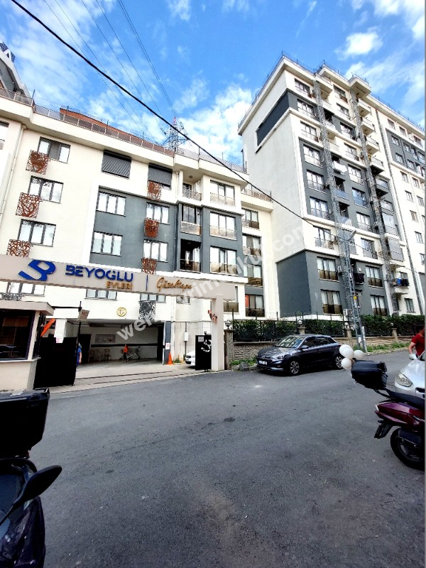 WEN BERKAN GÜLER'DEN BEYOĞLU EVLERİNDE BÜYÜK TİP 2+1 90m2 4. KAT