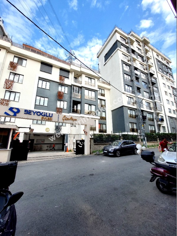 WEN BERKAN GÜLER'DEN BEYOĞLU EVLERİNDE BÜYÜK TİP 2+1 90m2 4. KAT