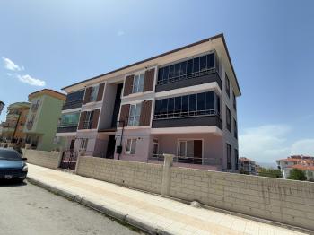 Güvenay - Çorum Gülabibey Ertuğrul Gazi Okulu Yakını 2+1 Satılık Daire