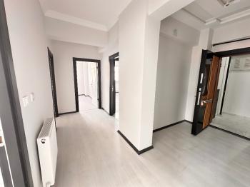 GÜVENAY - ÇORUM KALE CENGİZ TOPEL CADDESİ 3+1 ARA KAT SATILIK DAİRE