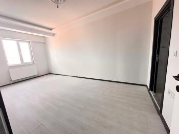 GÜVENAY - ÇORUM CENGİZ TOPEL CADDESİ KALE KARŞISI SATILIK 3+1 DAİRE