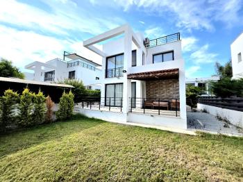 KKTC Girne Edremit'te Çevreyoluna Yakın Kiralık 3+1 Eşyalı Villa