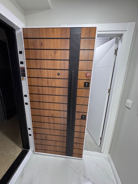 Binevler Metro 3 dk | 3+1 Net 100 m² Asansörlü, Kapalı Otoparklı Daire