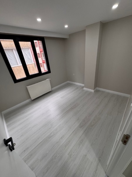 Binevler Metro 3 dk | 3+1 Net 100 m² Asansörlü, Kapalı Otoparklı Daire