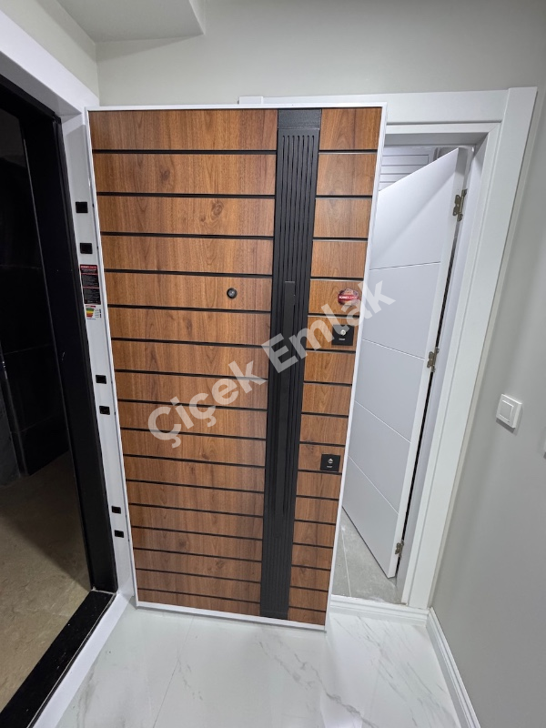 Binevler Metro 3 dk | 3+1 Net 100 m² Asansörlü, Kapalı Otoparklı Daire