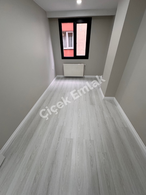 Binevler Metro 3 dk | 3+1 Net 100 m² Asansörlü, Kapalı Otoparklı Daire
