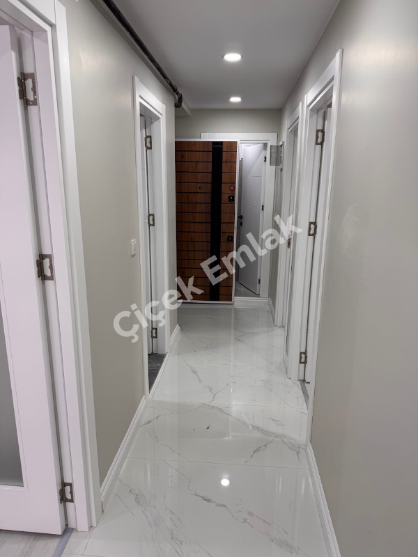 Binevler Metro 3 dk | 3+1 Net 100 m² Asansörlü, Kapalı Otoparklı Daire