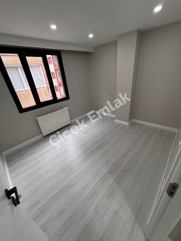 Binevler Metro 3 dk | 3+1 Net 100 m² Asansörlü, Kapalı Otoparklı Daire