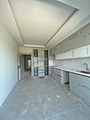 AFYON ÜÇOK EMLAKTAN ERKMEN DE SATILIK 4+1 FIRSAT LÜX SIFIR DAİRE